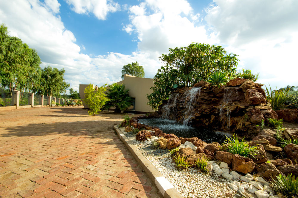 Riverstone Guest Lodge Harare Exterior foto