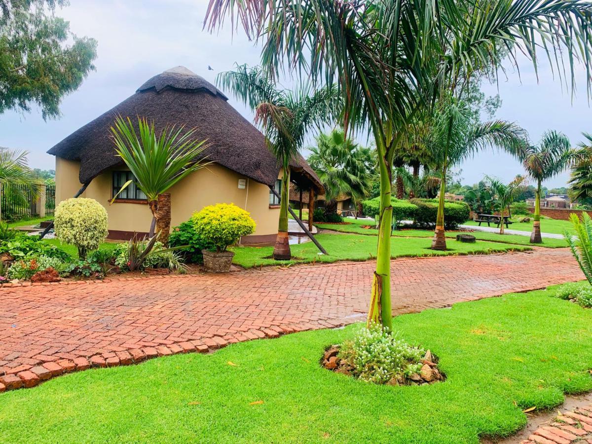 Riverstone Guest Lodge Harare Exterior foto